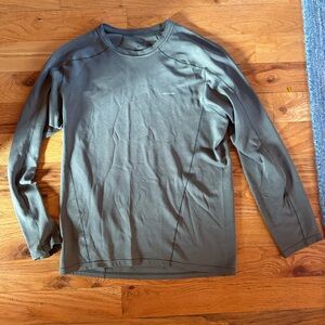 Patagonia Capilene Base Layer Men’s M Olive Green Color